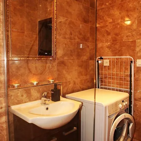 City Center Apartment In Middle Of Bratislava Exteriér fotografie